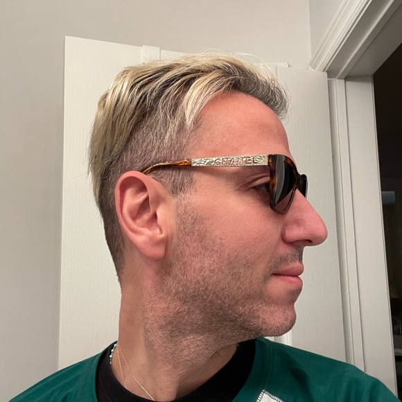 CHANEL Pantos Sunglasses New Collection brand new with kit from Holt Renfrew - Picture 12 of 17